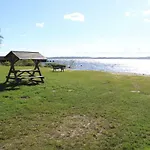 Blockbohlenhaus Plau Am Сasa de vacaciones